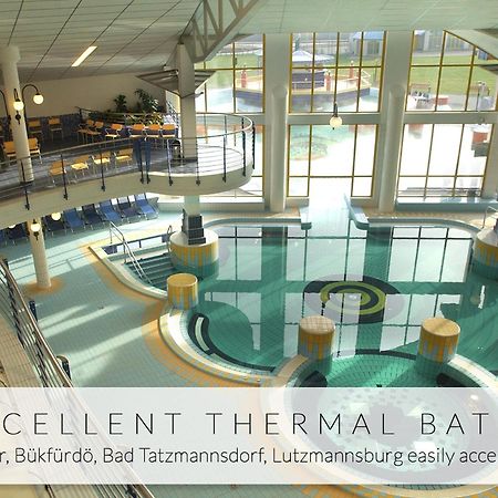 Square 16 Apartman - Absolutely Central Location With Self Check In Szombathely Esterno foto