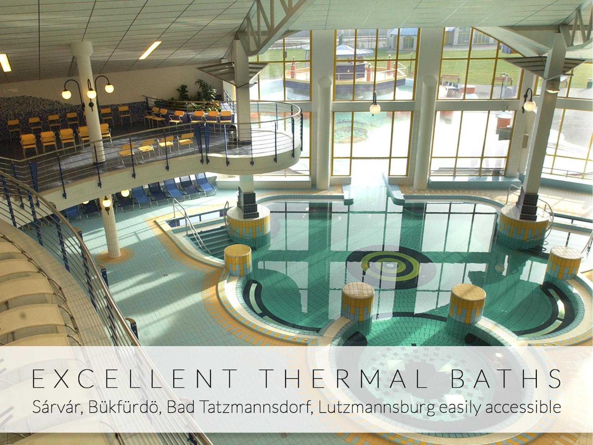 Square 16 Apartman - Absolutely Central Location With Self Check In Szombathely Esterno foto